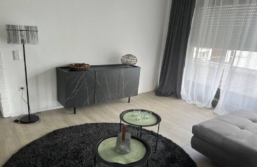 Muelfort Apartment | Spacious apartment in a central location directly on the river Niers and park