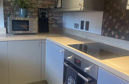 Solihull Apartment | Spacious apartment 5min from NEC /BHX