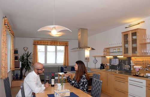 Schrems Apartment | Spacious apartment (98 m²) for up to four people with furnished sun terrace