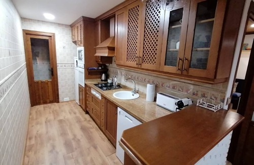 Armilla Apartment | Spacious Apartment