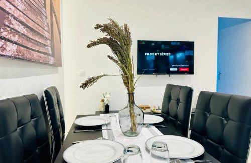 Universite Apartment | spacious apartment for 7 people near La Défense