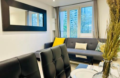 Universite Apartment | spacious apartment for 7 people near La Défense