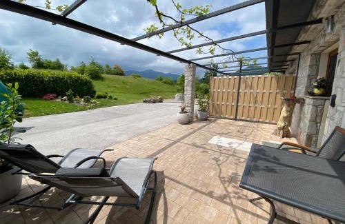 Predjama Apartment | Spacious apartment in nature with sauna!