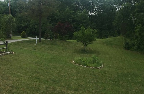 Arlington Apartment | Spacious apartment in beautiful, historic Arlington VT