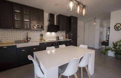 Ginko Apartment | Spacious apartment near the beach