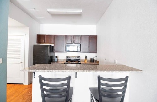 Greeley Apartment | Spacious Apartment Near UNC with Amenities