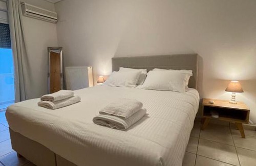 Kalathas Apartment | Spacious Apartment Nearby the Sea - 3 Bedrooms