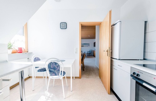Westhausen Apartment | Spacious apartment with large south-facing balcony