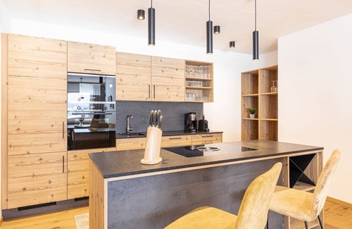 Rauris Apartment | Spacious apartment with balcony