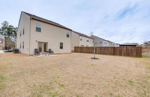 Church Street House | Spacious Atlanta Home with Yard and Charcoal Grill!