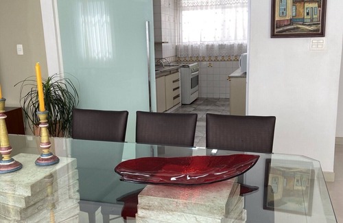 Morro das Pedras Apartment | Spacious, bright and airy 3 bedroom Gutierrez