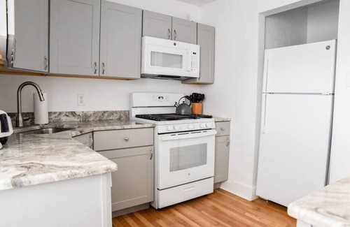 Pleasant Hills Apartment | Spacious & Bright Retreat – Perfect for Families!