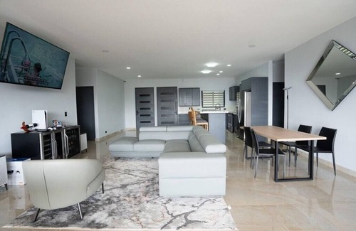 Concepcion House | Spacious building in wonderful Heredia with fitness room. Jacuzzi pool tennis c