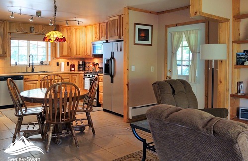 Seeley Lake House | Spacious Cabin - Close to Seeley Lake, Wi-Fi, Dogs Welcome, RV Spot