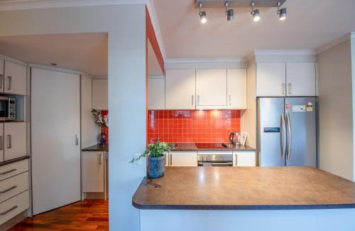 Southbank Apartment | Spacious City Apartment - Walk to Casino, MCEC & MCG