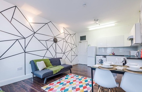 Leeds Apartment | Spacious City Centre Retreat in Leeds City Centre
