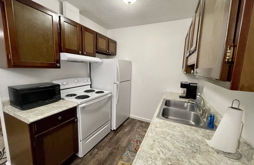 Ligonier Apartment | ★Spacious & Comfy Small-Town Gem♥ | ♛King Bed, pkg