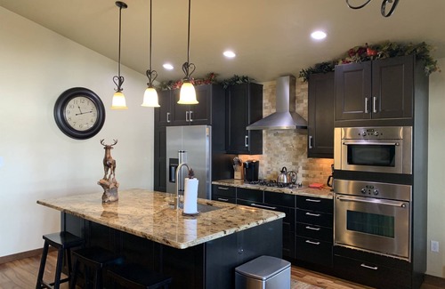 Dillon Condo | Spacious Condo - 2 King Beds - Million $ Lake & Mountain View