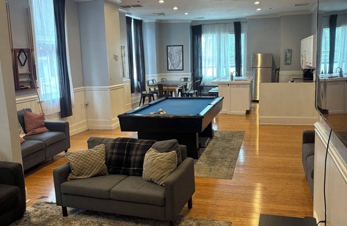 Charleston Historic District Condo | Spacious condo in the heart of nightlife district