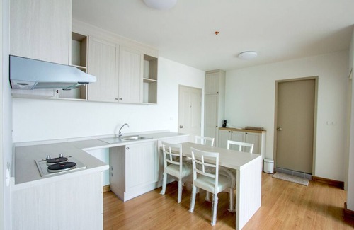 Rat Burana Condo | Spacious condo with panoramic river view. Peace and quiet, good for resting.