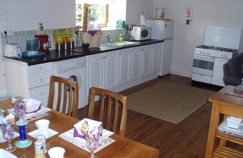 Chigne House | Spacious converted Barn - fully equiped - family friendly Gite sleeps 6 (Rose)