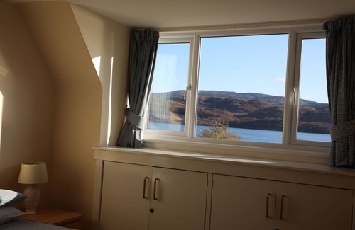 Furnace Cottage | Spacious cottage with stunning views of Loch Fyne