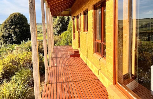 Port Campbell House | Spacious country coastal house near Great Ocean Road