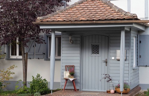 Weihenzell Apartment | Spacious country house for 10 people