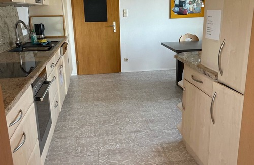 Peissenberg Apartment | Spacious cozy apartment near the Ammernähe with balcony