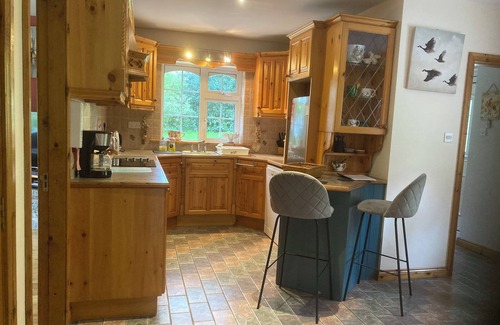 Ardnatrush House | Spacious Detached 4-bedroom house in Kenmare set on its own grounds of 2 acres