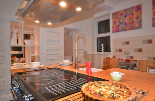 Grange-over-Sands Cottage | Spacious, detached & private Lakeland hideaway near Cark/Cartmel