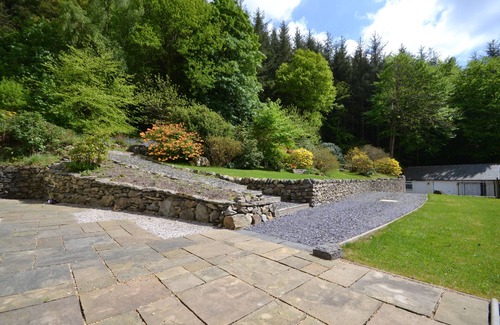 Grange-over-Sands Cottage | Spacious, detached & private Lakeland hideaway near Cark/Cartmel