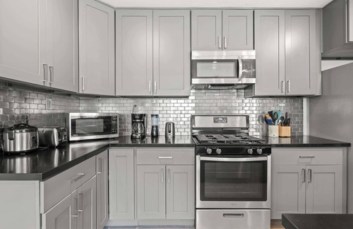 Walnut Valley House | Spacious Family Friendly House in Central Location