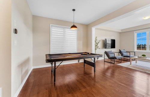 Cambridge House | Spacious Family Getaway Near Nature & Dining
