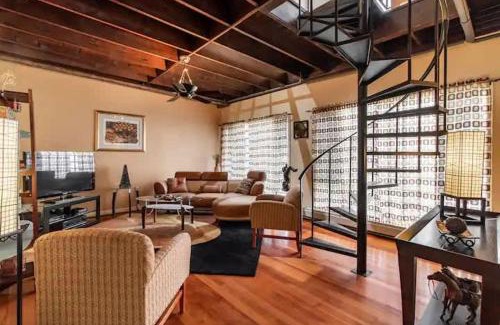 Hough House | Spacious Family Getaway - Near Cleveland Clinic
