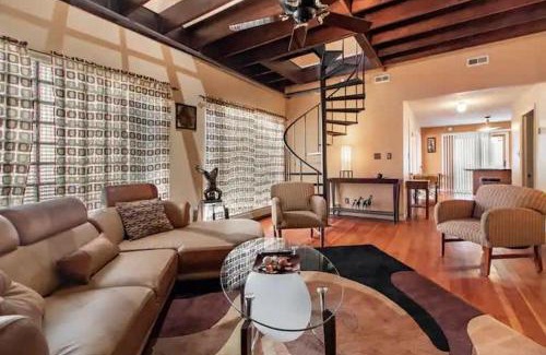 Hough House | Spacious Family Getaway - Near Cleveland Clinic
