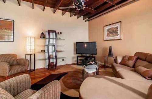 Hough House | Spacious Family Getaway - Near Cleveland Clinic