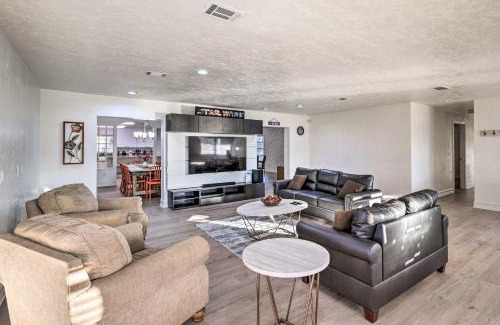 Gainesville House | Spacious Family Home with Backyard in Gainesville!