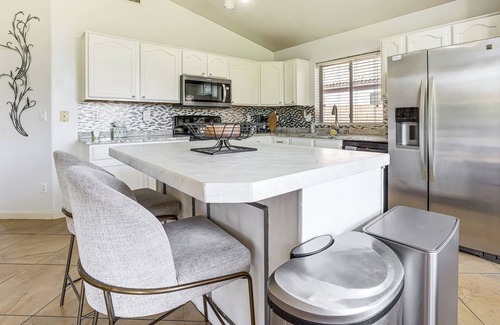 Tempe House | Spacious Family Home w/Yard Near Arizona Mills!