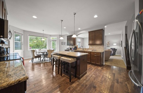 Maxwell House | Spacious Family Memory Maker w/Water Views, + 2 Miles to Marina