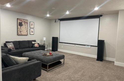Meridian House | Spacious Family Retreat with Hot Tub & Home Theater
