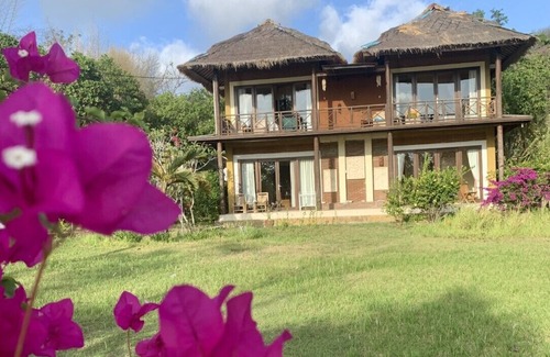 Batu Putih Villa | Spacious Family Villa with en-suite bedrooms aircon and freshwater swimming pool