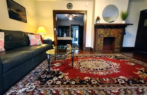 Erie Apartment | Spacious Frontier Park Apartment
