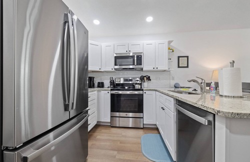 Brooksville House | Spacious Getaway Near FL Attractions – Game Room, Firepit, BBQ, Pet-Friendly & Sleeps 10!