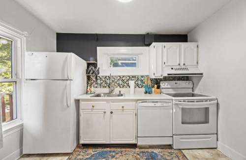 Clifton House | Spacious Historic House Near Louisville Sites