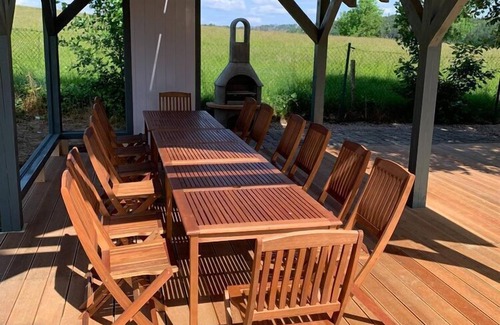 Sluknov House | Spacious holiday home in Šluknov with private garden