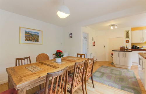 Mabe House | Spacious Home In Cornwall, Sea Views, Off-street Parking, Sleeps 10, with Annexe