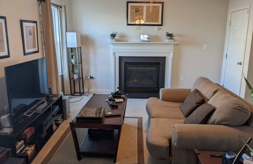 St. Charles House | Spacious Home in the DC suburbs! 30 minutes from DC and the beach!