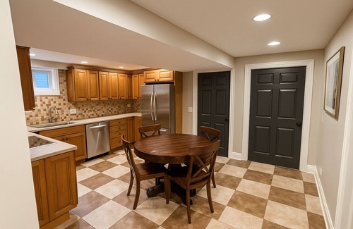 Lake Forest House | Spacious Home Near Lake Michigan with Peaceful Backyard