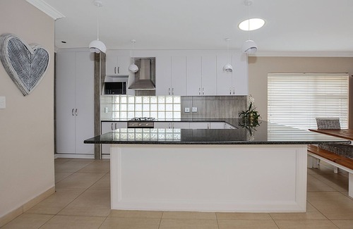West Beach House | Spacious home with indoor jacuzzi. Self check-in.